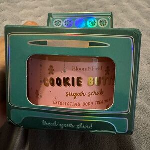NWOT Bloom & Field Cookie Butter Sugar Scrub